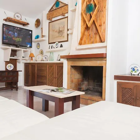 Hibiscus Villa Crestatx