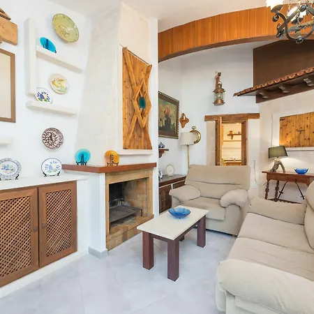 Hibiscus Villa *